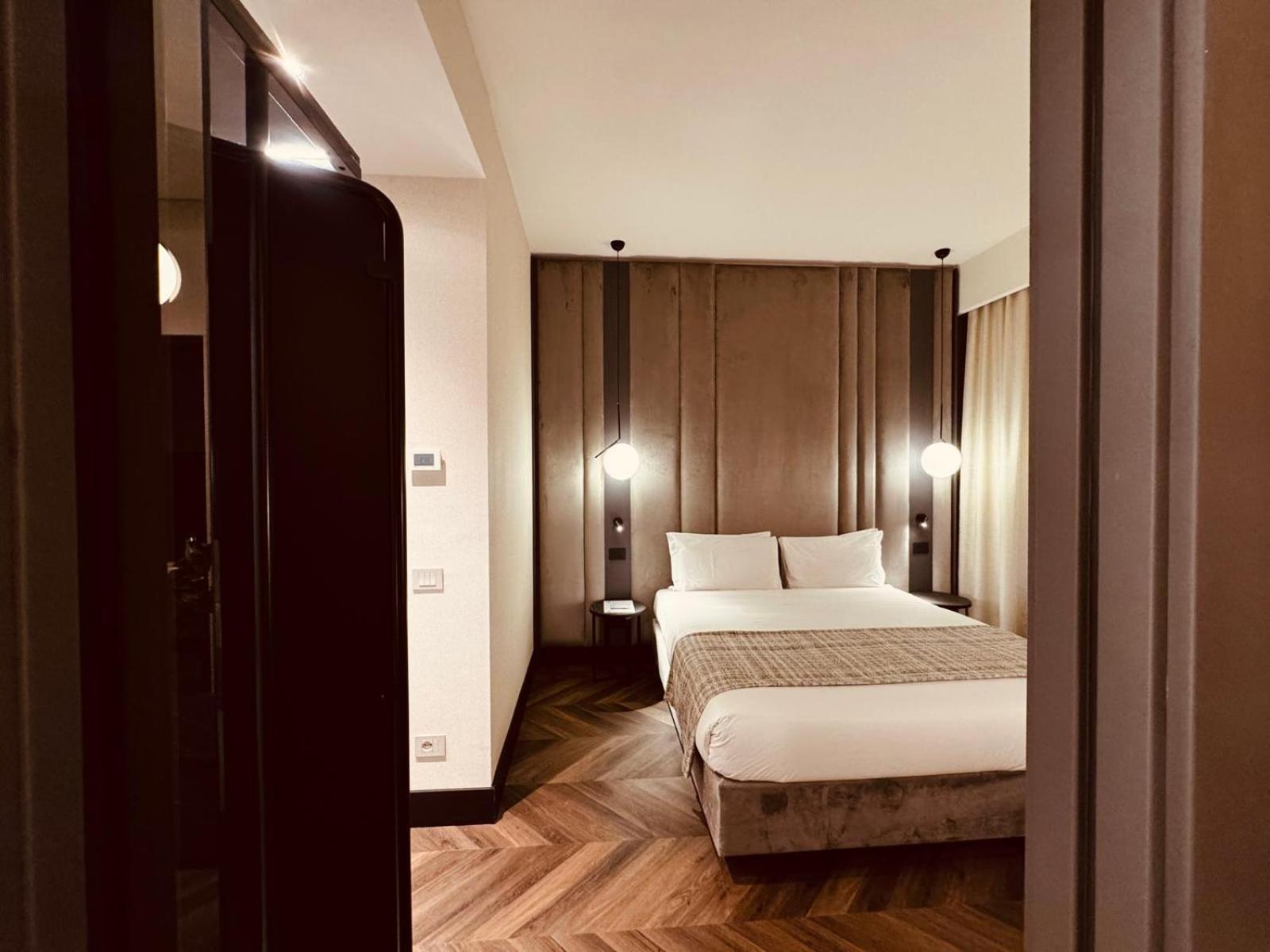 Apartment Lumera - Solferino Mailand